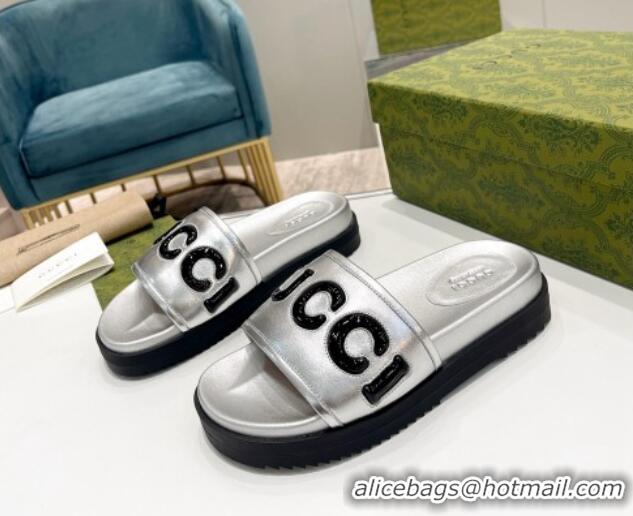 Grade Quality Gucci Leather Slide Sandals with Gucci Script Silver 620065