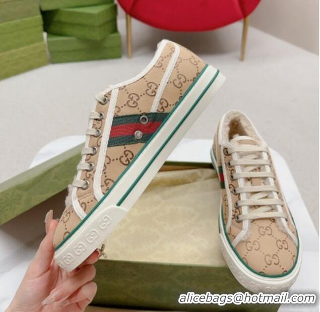 Good Looking Gucci Tennis 1977 Low-top Sneakers in GG Canvas and Teddy Fur GG08311 Beige