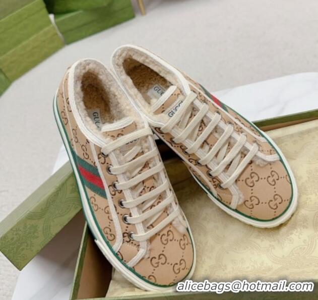 Good Looking Gucci Tennis 1977 Low-top Sneakers in GG Canvas and Teddy Fur GG08311 Beige