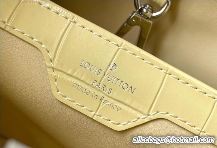 Reasonable Price Louis Vuitton Capucines MM N93419 yellow