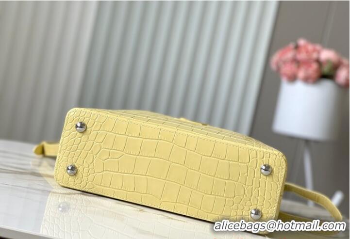 Reasonable Price Louis Vuitton Capucines MM N93419 yellow