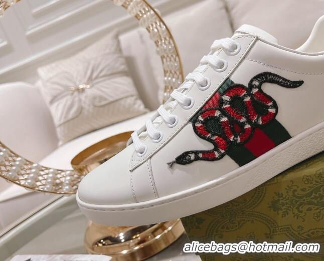 Low Price Gucci Ace Leather Sneakers with Kingsnake White 012075