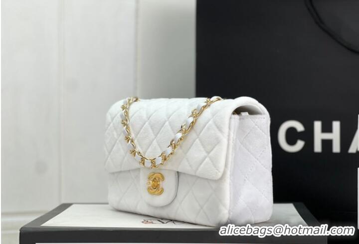 Luxurious Discount Chanel CLASSIC HANDBAG A1116 WHITE