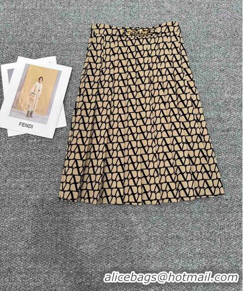 Buy Fashionable Valentino Jacket and Skirt V91516 Beige 2023