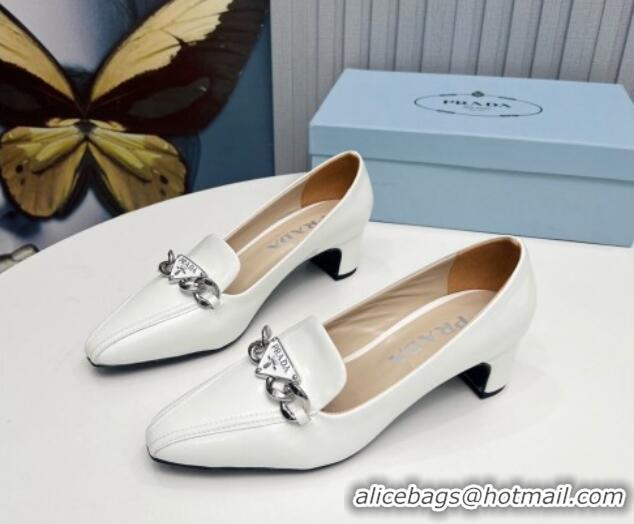 Pretty Style Prada Patent Leather Pointed Pumps 4.5cm with Logo Chain White 821099