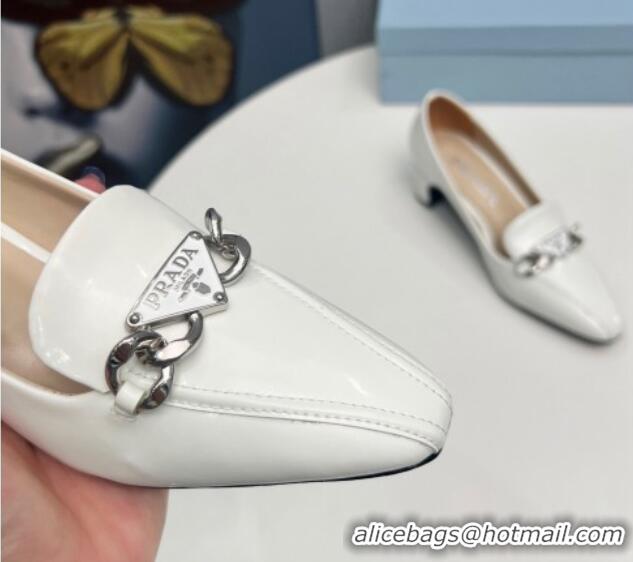 Pretty Style Prada Patent Leather Pointed Pumps 4.5cm with Logo Chain White 821099