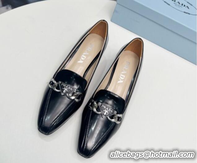 Purchase Prada Patent Leather Pointed Pumps 4.5cm with Logo Chain Black 821100