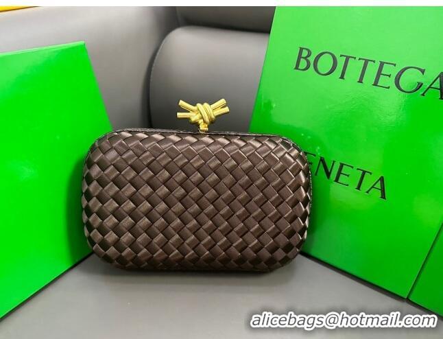 Good Product Bottega Veneta Knot Minaudiere Clutch in Intreccio Fabric 717622 Chocolate 2023