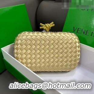 New Design Bottega Veneta Knot Minaudiere Clutch in Intreccio Fabric 717622 Beige 2023