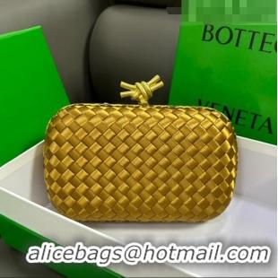 Top Quality Bottega Veneta Knot Minaudiere Clutch in Intreccio Fabric 717622 Gold 2023