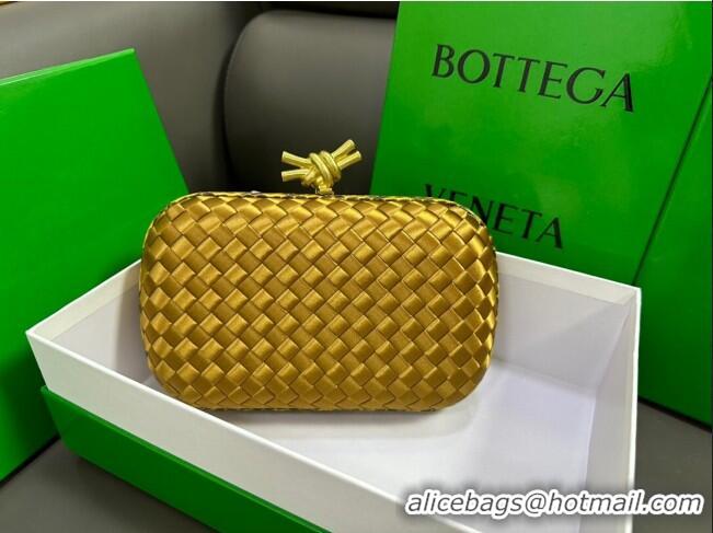 Top Quality Bottega Veneta Knot Minaudiere Clutch in Intreccio Fabric 717622 Gold 2023