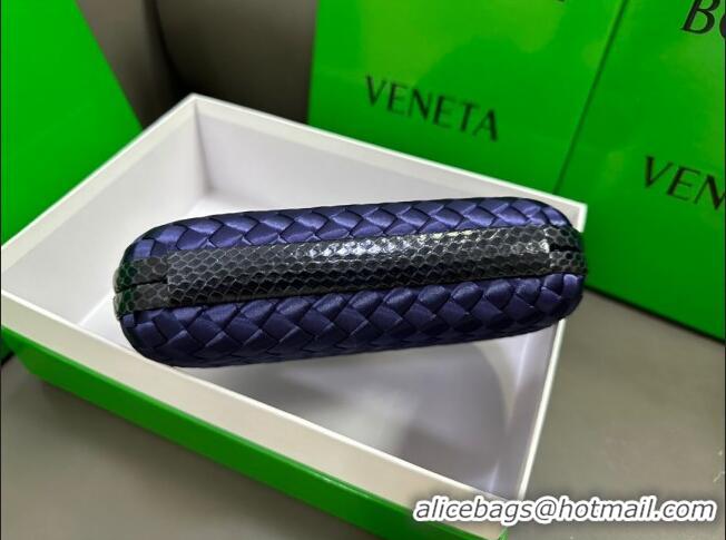 Famous Brand Bottega Veneta Knot Minaudiere Clutch in Intreccio Fabric 717622 Blue 2023