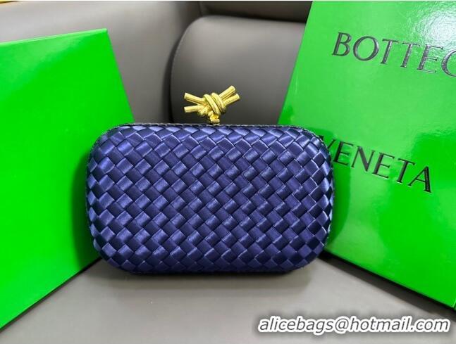 Famous Brand Bottega Veneta Knot Minaudiere Clutch in Intreccio Fabric 717622 Blue 2023