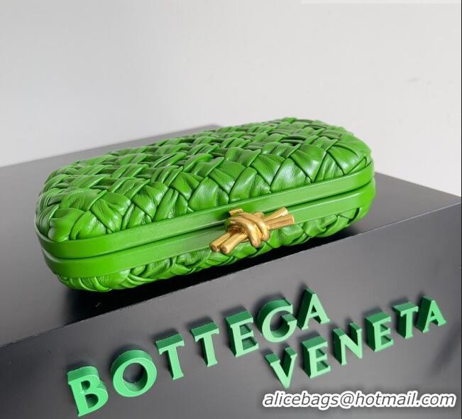 Well Crafted Bottega Veneta Knot Minaudiere Clutch in Foulard Intreccio Leather 717622 Green 2023