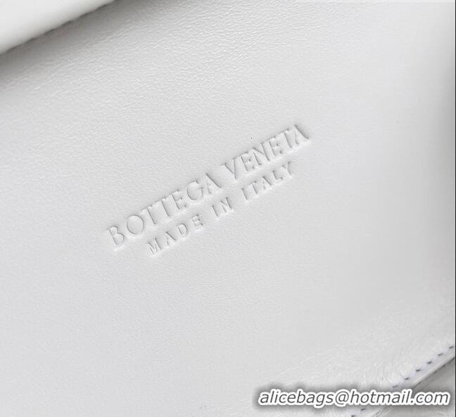 Unique Grade Bottega Veneta Knot Minaudiere Clutch in Foulard Intreccio Leather 717622 White 2023