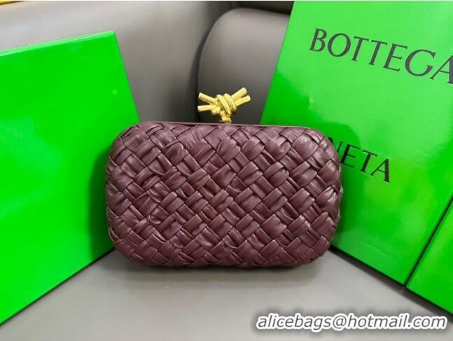 Inexpensive Bottega Veneta Knot Minaudiere Clutch in Pressed Intreccio Laminated Leather 717622 Burgundy 2023