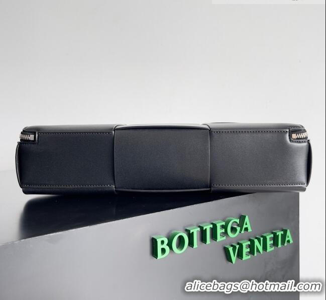 Luxurious Bottega Veneta Arco Briefcase in Intreccio Leather 680120 Black 2023