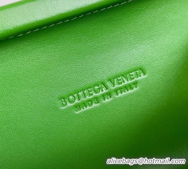 Promotional Bottega Veneta Knot On Strap in Padded Intreccio Leather 717623 Green 2023