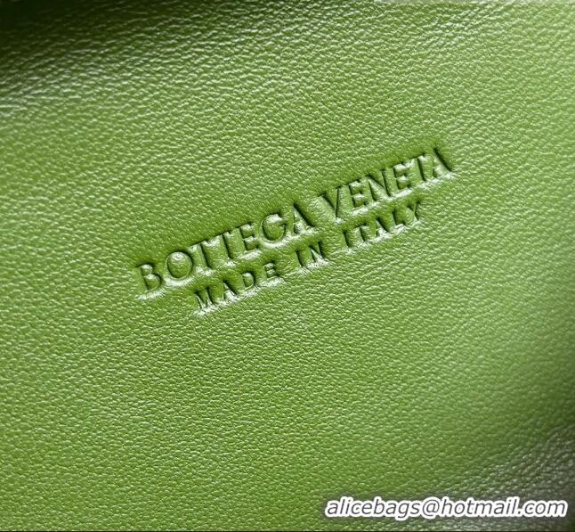 Trendy Design Bottega Veneta Knot On Strap in Foulard Intreccio Leather 717623 Green 2023