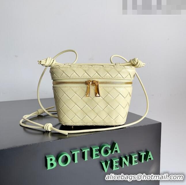 Famous Brand Bottega Veneta Mini Intrecciato Vanity Case 743551 Yellow 2023