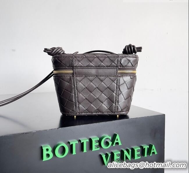 Well Crafted Bottega Veneta Mini Intrecciato Vanity Case 743551 Chocolate 2023