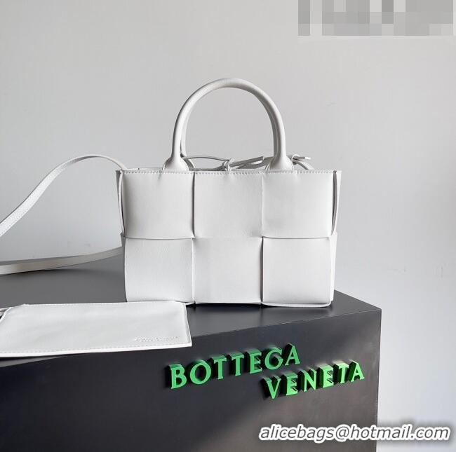 Super Quality Bottega Veneta Mini Arco Tote Bag in Lambskin 709337 White 2023