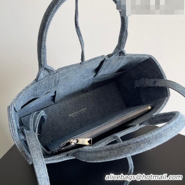 Famous Brand Bottega Veneta Mini Arco Tote Bag in Denim 709337 Blue 2023