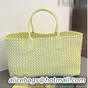 Super Quality Bottega Veneta Large Cabat Tote Bag in Intreccio Leather Ice Cream 608811 Yellow 2023