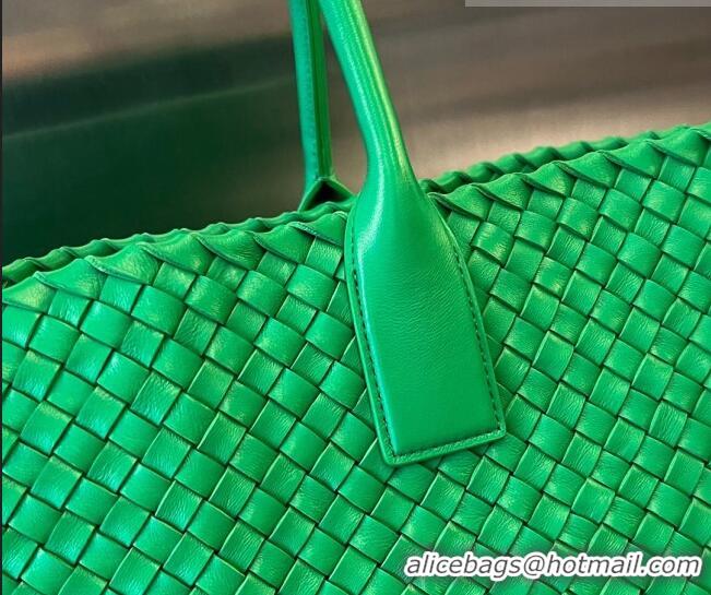 Promotional Bottega Veneta Large Cabat Tote Bag in Intreccio Leather 608811 Parrot Green 2023