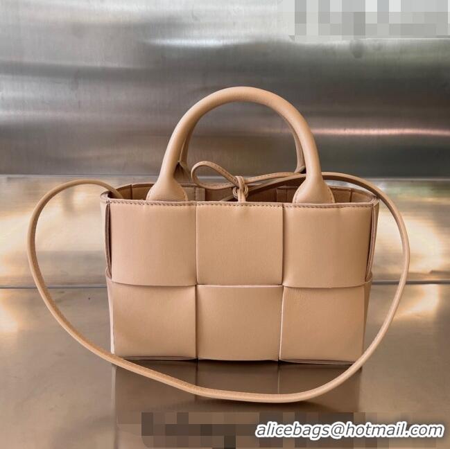 Low Price Bottega Veneta Candy Arco Tote Bag in Intreccio Lambskin 729029  Almond Pink 2023