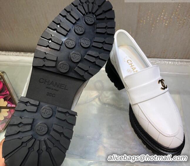 Expensive Chanel Quilted Calfskin Moccasins Loafers G45074 White 809085