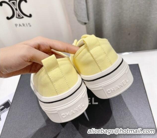 Feminine Chanel Canvas Slip-on Sneakers Yellow 809094