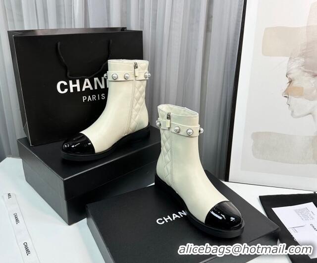 Purchase Chanel Calfskin & Patent Leather Ankle Boots with Pears Band White 814001