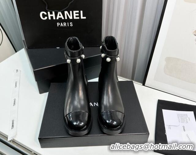 Good Quality Chanel Calfskin & Patent Leather Ankle Boots with Pears Band Black 814002