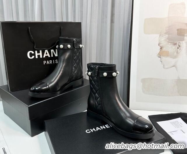 Good Quality Chanel Calfskin & Patent Leather Ankle Boots with Pears Band Black 814002