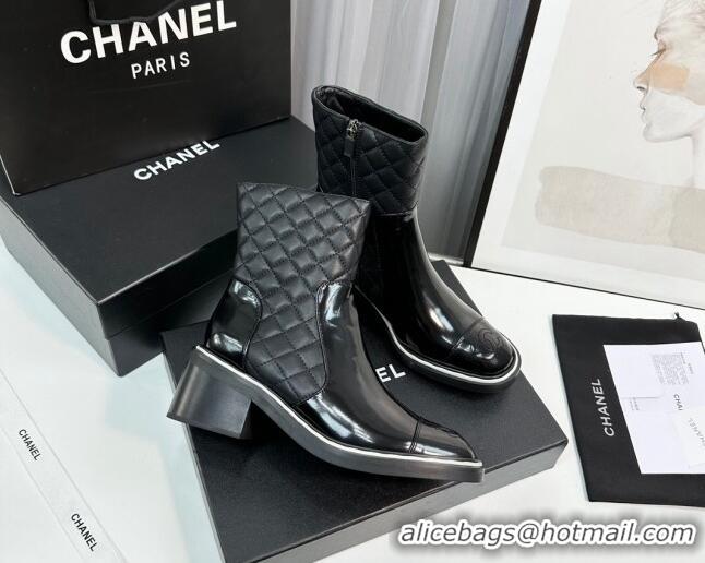 Most Popular Chanel Quilted Calfskin & Patent Leather Ankle Boots 6.5cm with White Contrasting Black 814011