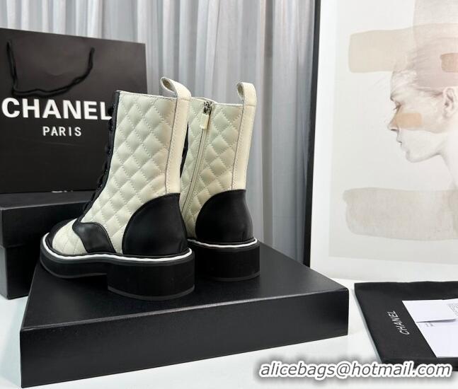 Shop Duplicate Chanel Quilted Calfskin Lace-up Ankle Boots Beige/Black 814019