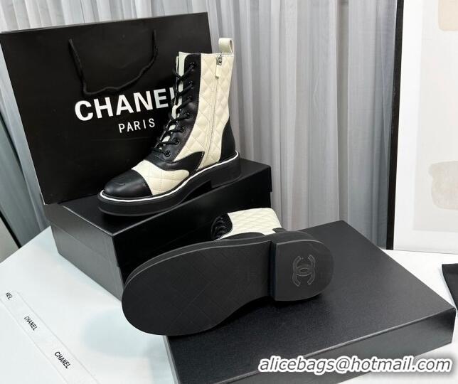 Shop Duplicate Chanel Quilted Calfskin Lace-up Ankle Boots Beige/Black 814019