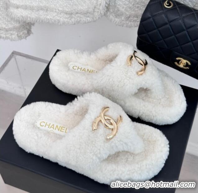 Best Grade Chanel Shearling Flat Thong Slide Sandals White 819030