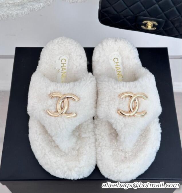 Best Grade Chanel Shearling Flat Thong Slide Sandals White 819030