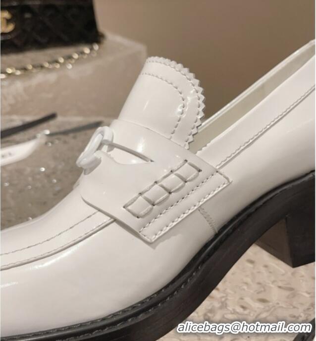 Best Product Chanel Calfskin Moccasins Loafers White 819046