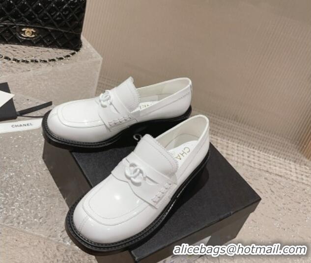 Best Product Chanel Calfskin Moccasins Loafers White 819046