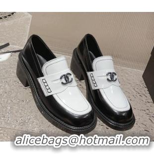 Low Price Chanel Calfskin Moccasins Loafers White/Black 819048