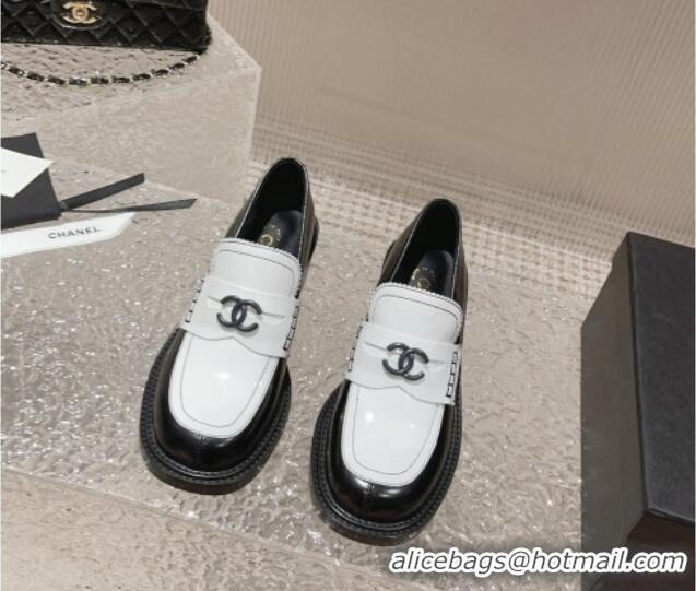 Low Price Chanel Calfskin Moccasins Loafers White/Black 819048