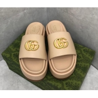 Sumptuous Gucci Leather Platform Slide Sandals with GG Beige 724092