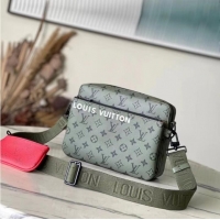 Pretty Style Louis Vuitton Trio Messenger M23783 Khaki Green