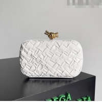 Unique Grade Bottega Veneta Knot Minaudiere Clutch in Foulard Intreccio Leather 717622 White 2023