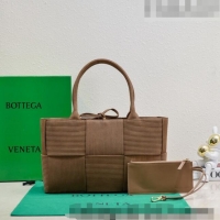 Top Design Bottega Veneta Small Arco Tote Bag in Corduroy Suede Jacobean 757822 Brown 2023