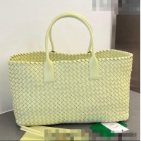 Super Quality Bottega Veneta Large Cabat Tote Bag in Intreccio Leather Ice Cream 608811 Yellow 2023