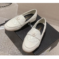 Stylish Chanel Patent Calfskin & Quilted Lambskin Loafers White 819067